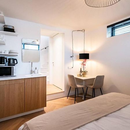 Beautiful Amstel Houseboat Apartment Amsterdam Exterior foto